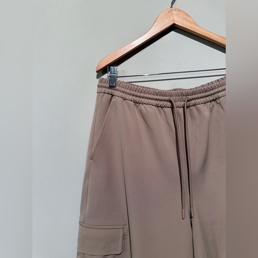 New Athleta promenade high rise wide leg cargo pants Women Mp Brown Casual Trave - Picture 4 of 11